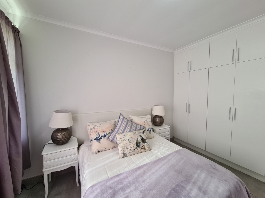 To Let 4 Bedroom Property for Rent in Port Alfred Eastern Cape